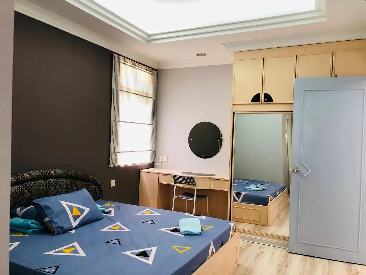 Va Homestay Penang,Bayu Emas 2 Rooms Apartment,Batu Ferringhi 0*,  Malaysia